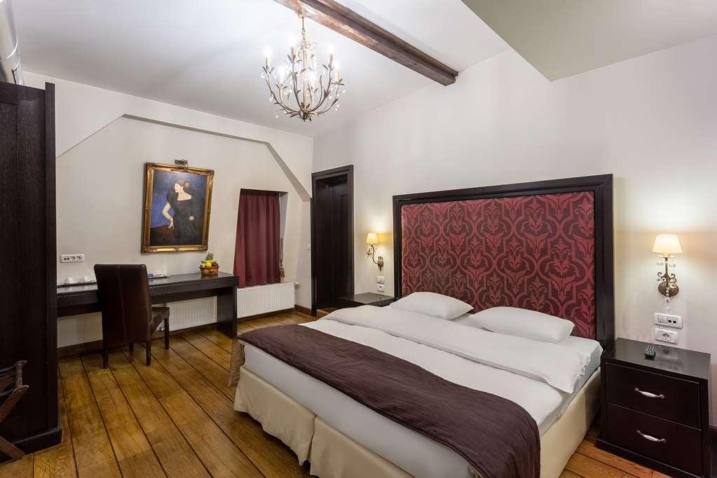 Hotel Moxa Boutique 4*