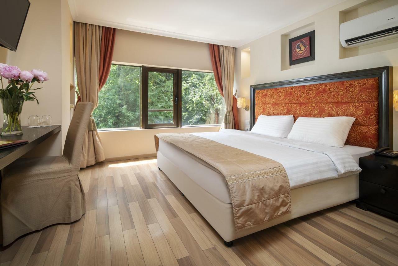 Moxa Boutique 4*